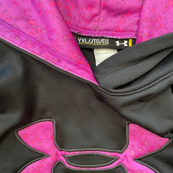 YXL Under Armor girls sweatshirt. - Picture 2 of 2